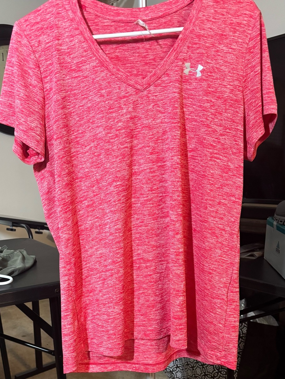 Under Armour Pink Heather V-Neck Short Sleeve Active Tee